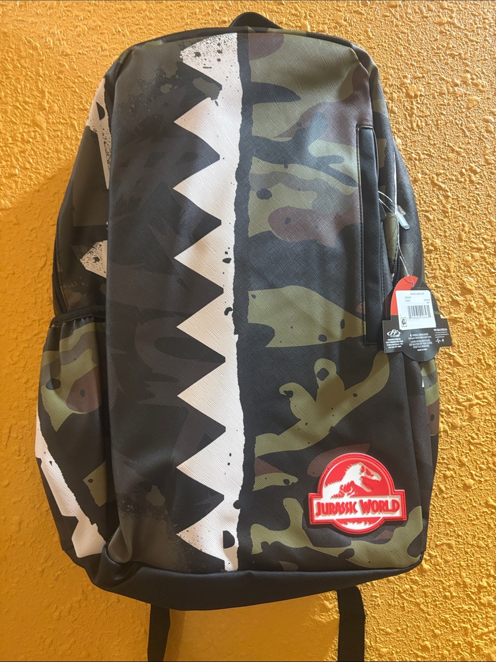 Jurassic World Camo Green Men's Backpack with Graphic Accent